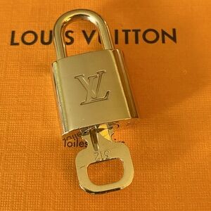 Louis Vuitton brass lock set with key #312 Authentic padlock NICE!
